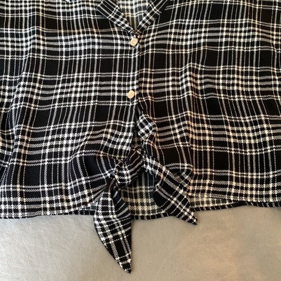 Wilfred Free Front Tie Blouse - Picture 6 of 7